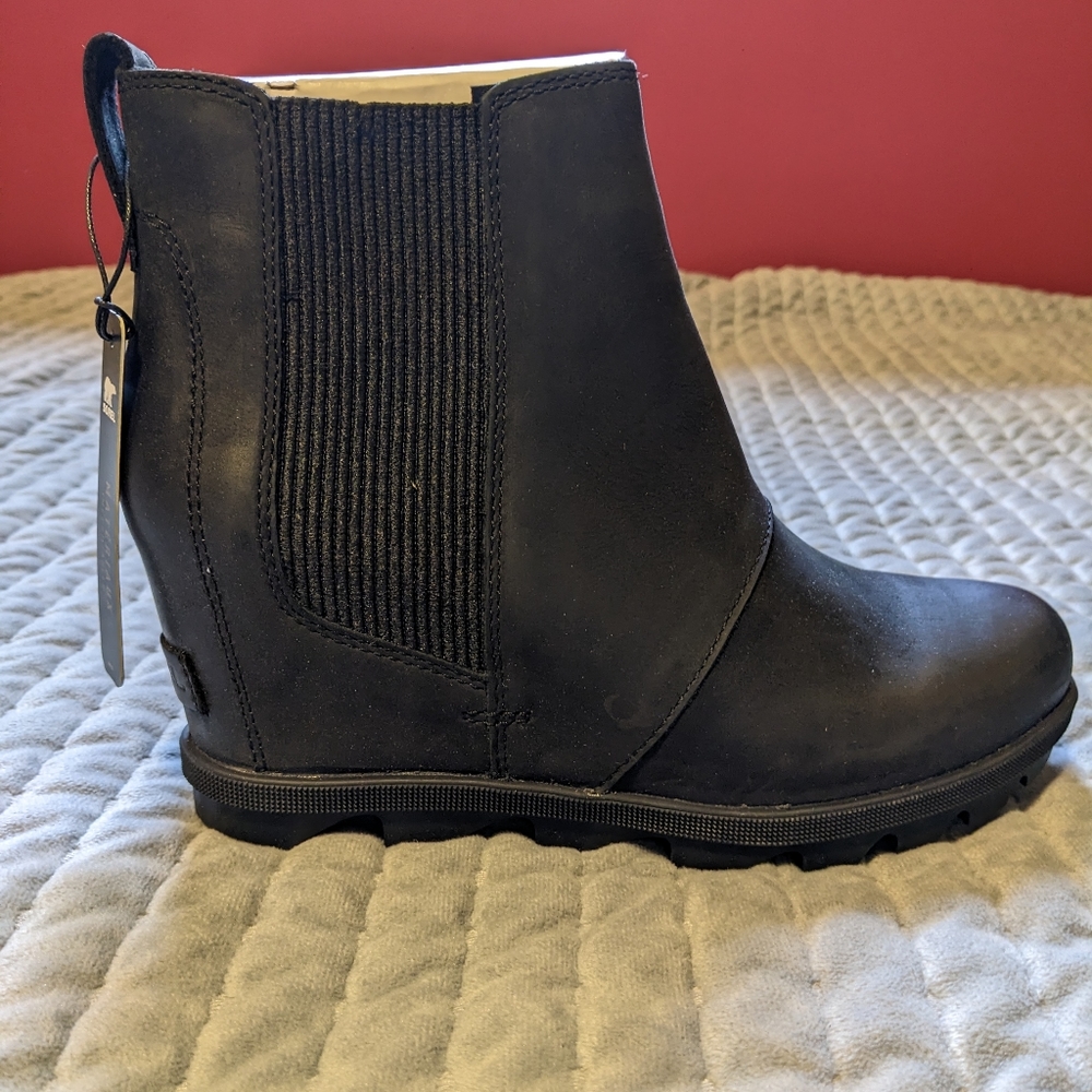 BNIB Sorel Joan of Arctic Wedge II Chelsea